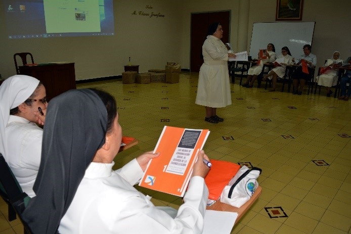 Entrega del Proyecto de MCS de la Congregación