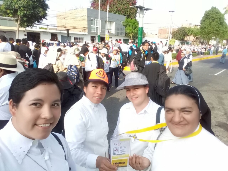 Hna. Maribel y Hnas. de otras congregaciones