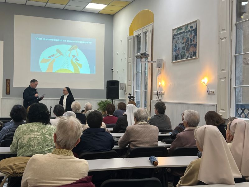 Hna. Rosmery con el P. Juanjo Moré