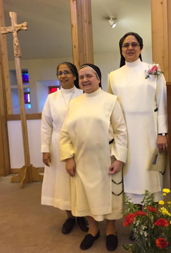 Visite canonique du Gouvernement General à USA: Srs. Mariamma, Maria et Rosario