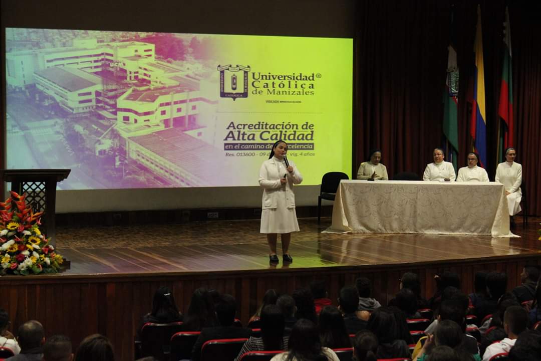 Hna. María Elizabeth Caicedo Caicedo, rectora