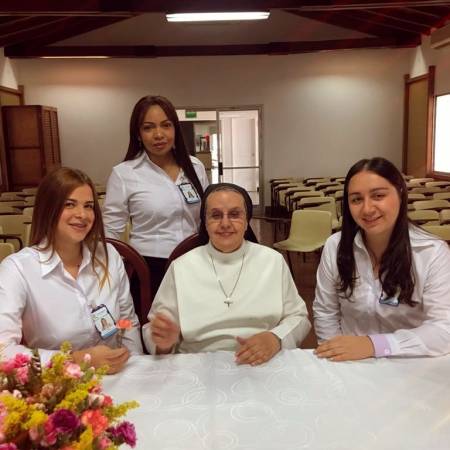 TÉMOIGNAGES : Sr. Ruth María Vallejo