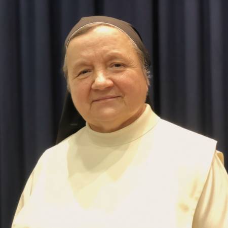 Sr. Maria Escayola: «Il est important que nous vivions dans la même confiance que Marie Poussepin avait en la Providence»